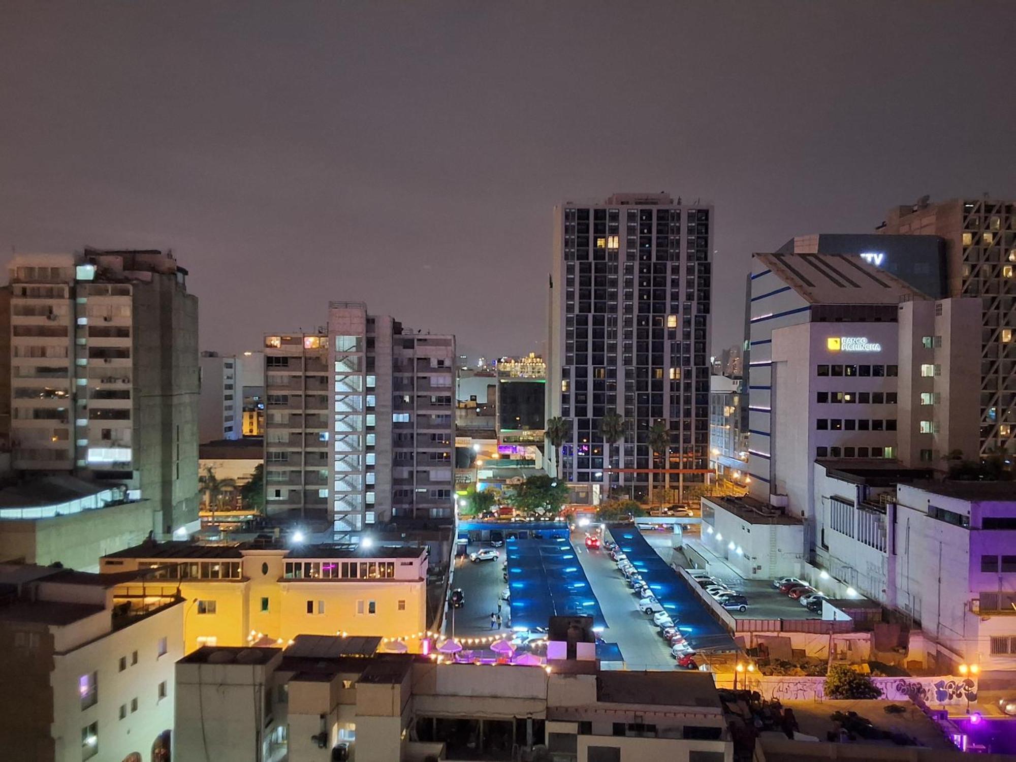 Miraflores View Lima Bagian luar foto